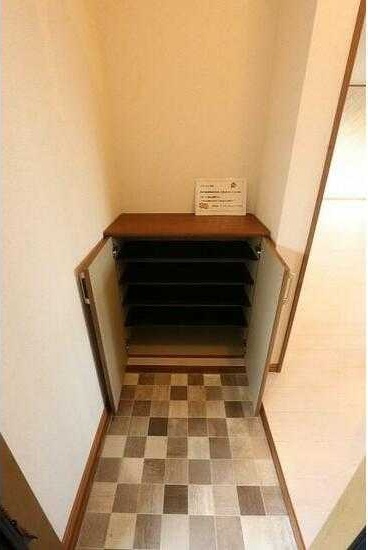 クレールＣ 玄関