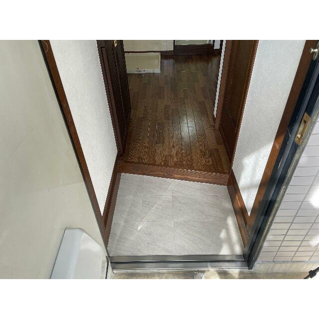 カサブランカ秦野 玄関