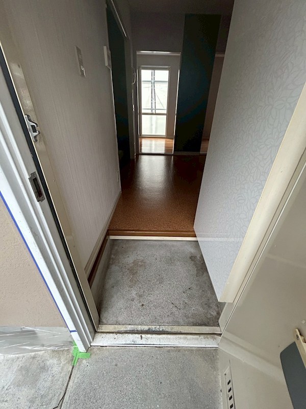 コーポ白山B 玄関