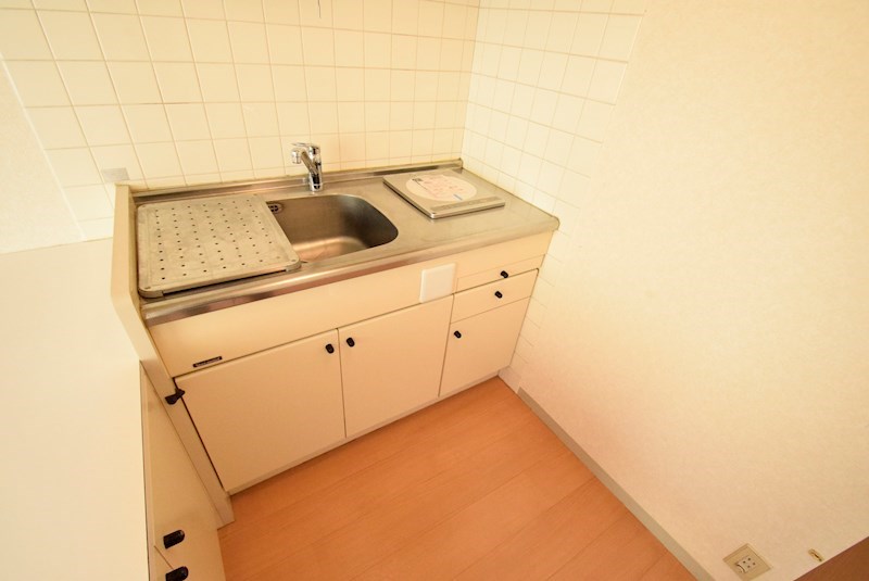 ベルピア伊勢原1-1 キッチン