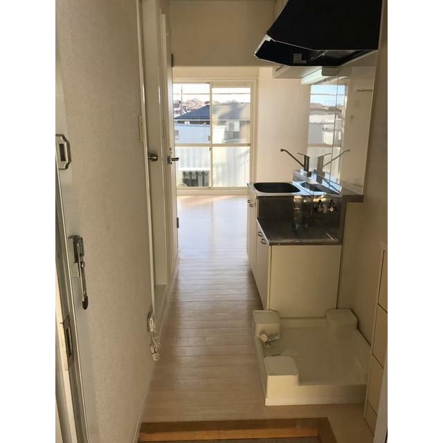 クレスト吉原 玄関