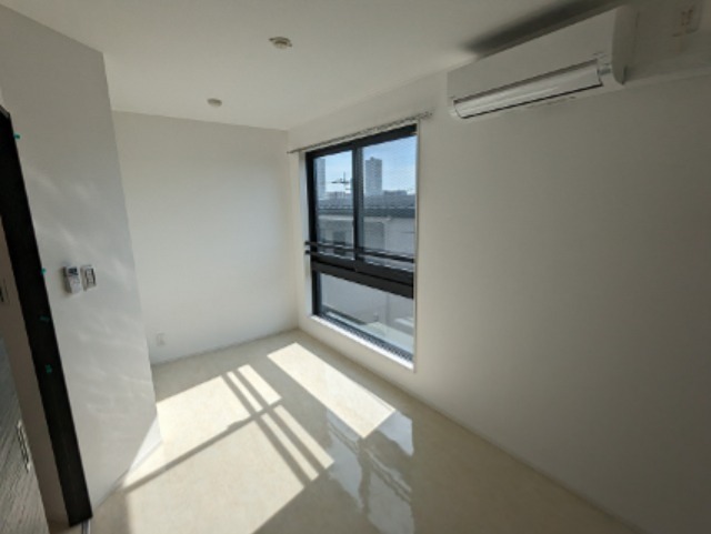 GRAND　RESIDENCE　UCHIYAMA　Ⅳ ベッドルーム
