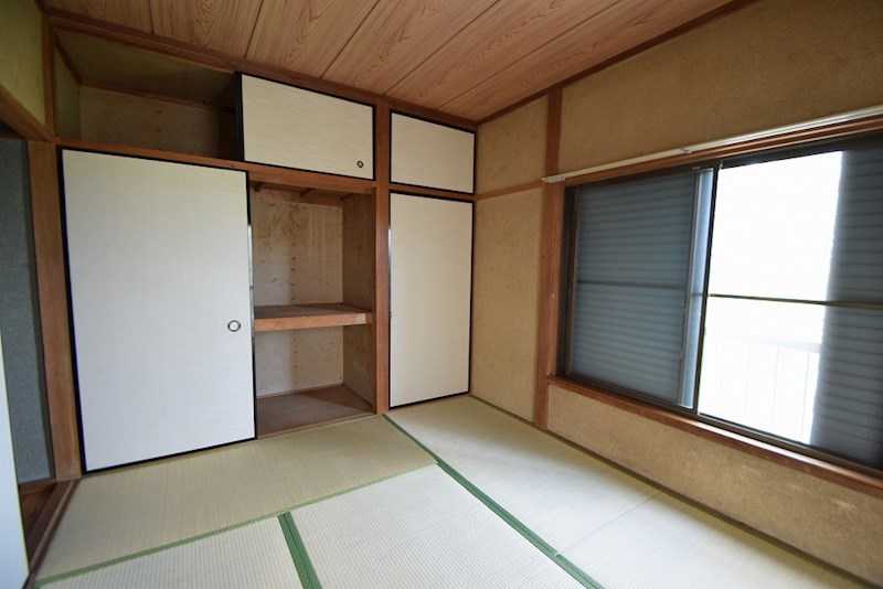熊の前アパート ベッドルーム