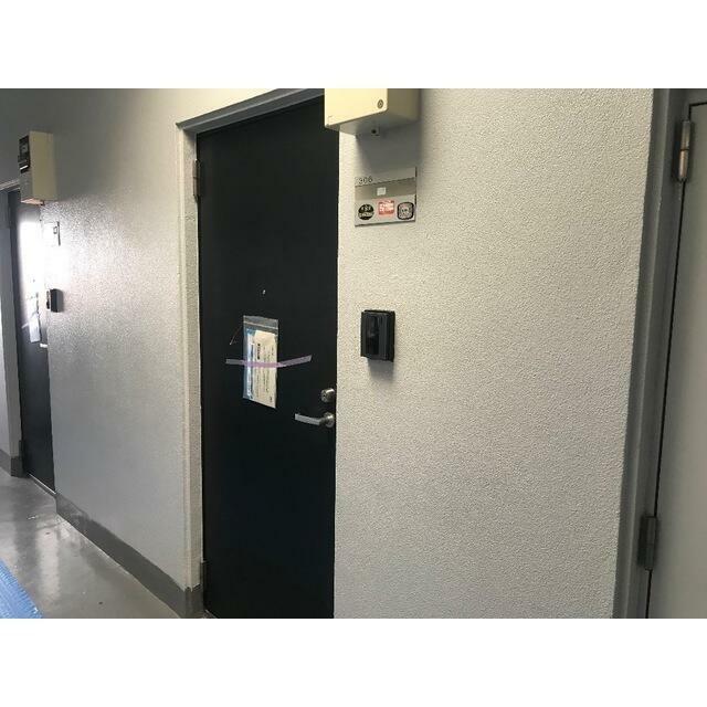 湘南平塚コート 玄関