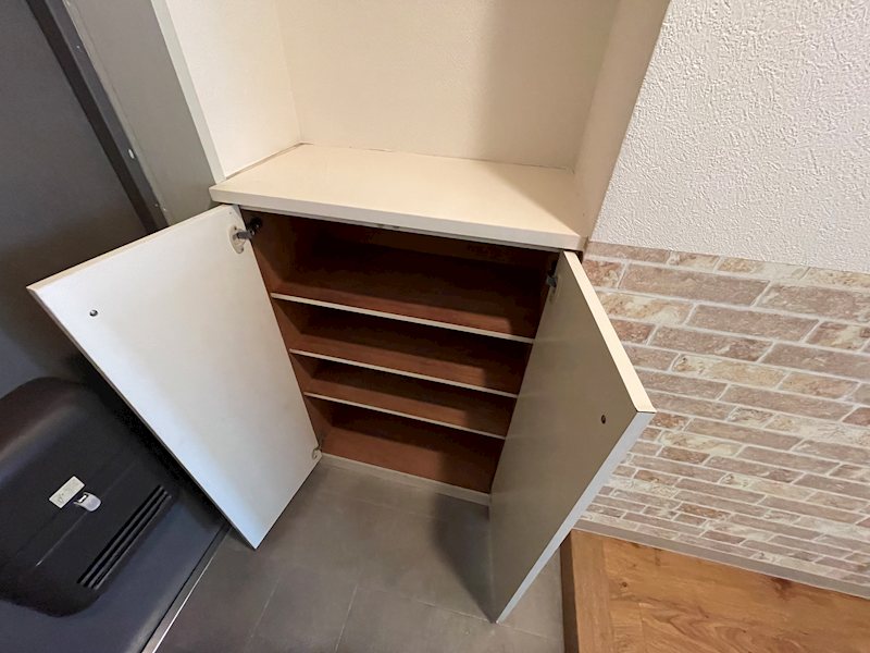 クリオ平塚七番館 玄関