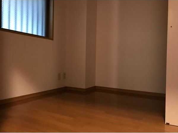 ヒルサイドクラタ ベッドルーム