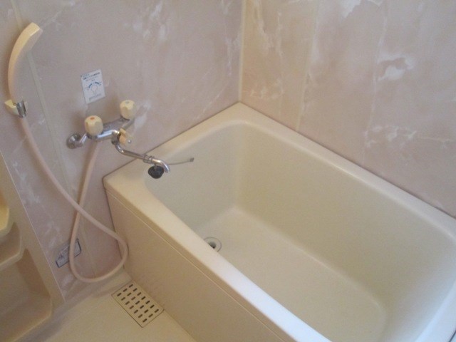 フローラサトウＡ 風呂画像