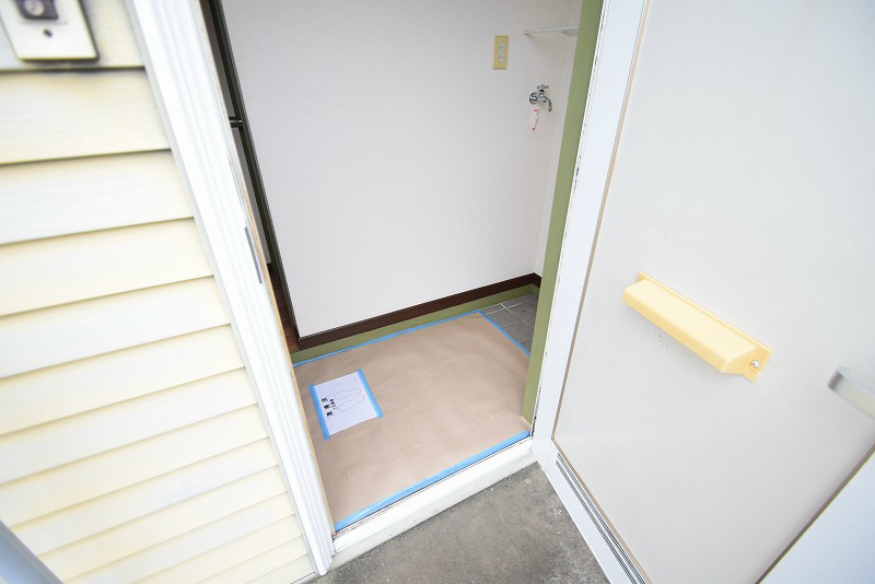 松本アパート 玄関