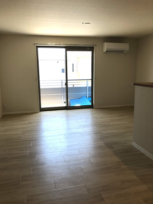 シャルムⅠ リビング