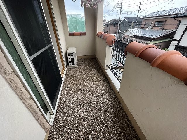 中里戸建 ベランダ