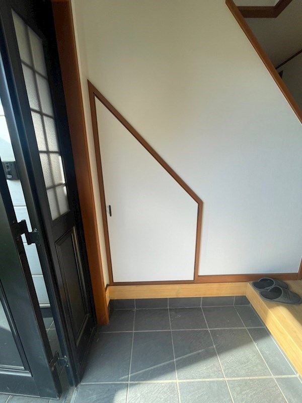 平沢戸建 玄関