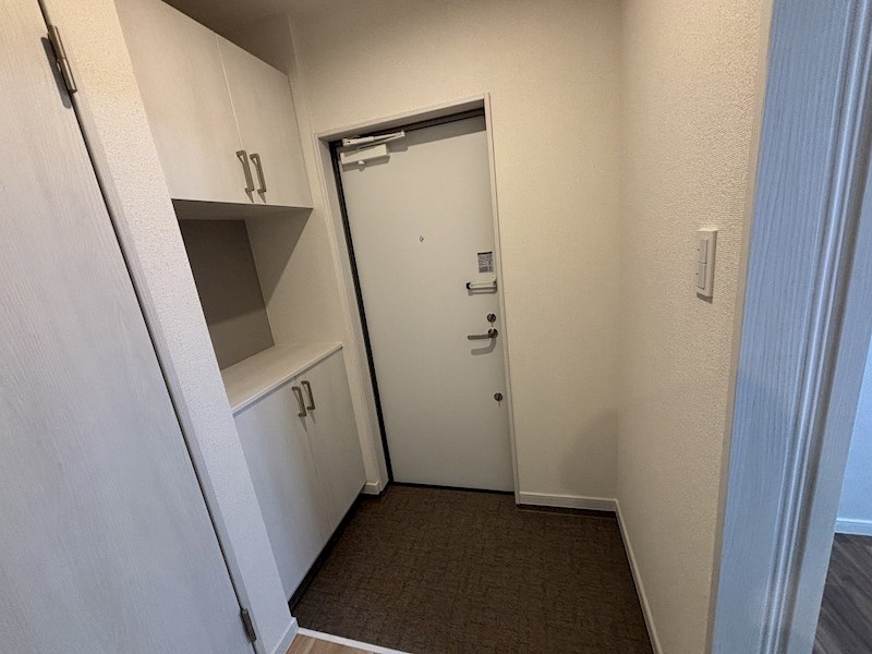 シャトレーアキⅢ 玄関