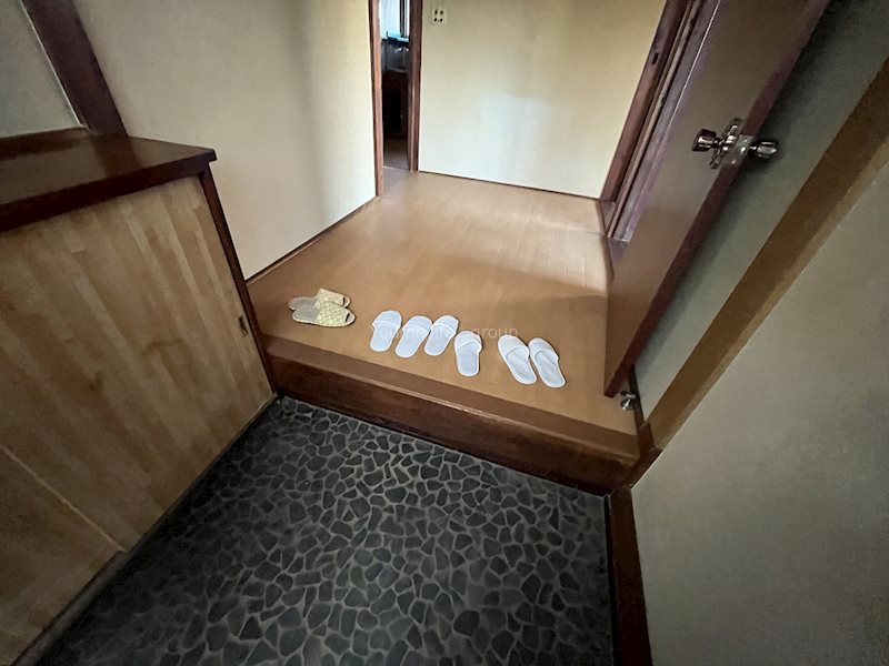 笹尾貸家 玄関