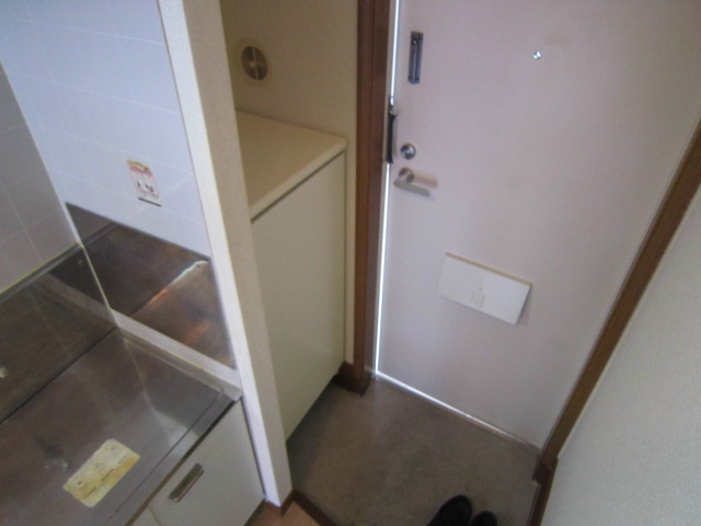 ベルシオン丸久Ａ棟 玄関