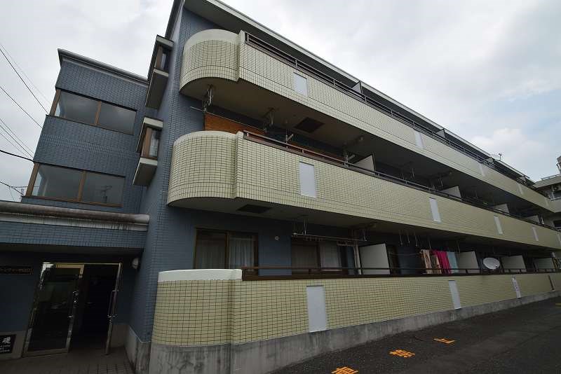 リバーシティ中山Ｃ棟 206号室 外観