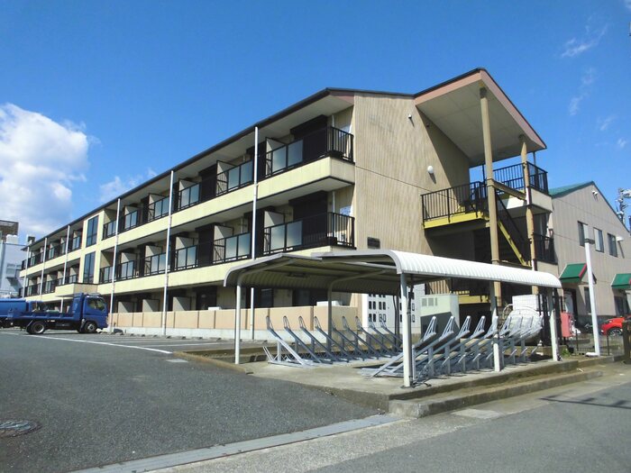 リビングタウン厚木 207号室 外観