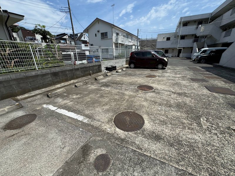 アーク桜ヶ丘 駐車場