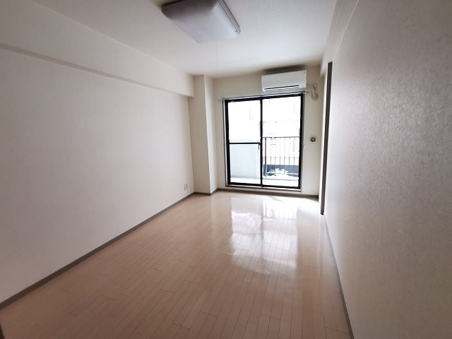 ライオンズマンション海老名第３ リビング