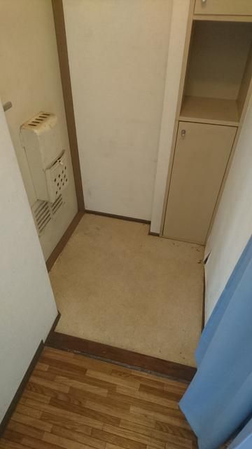 ポルシェ戸室ヶ丘 玄関