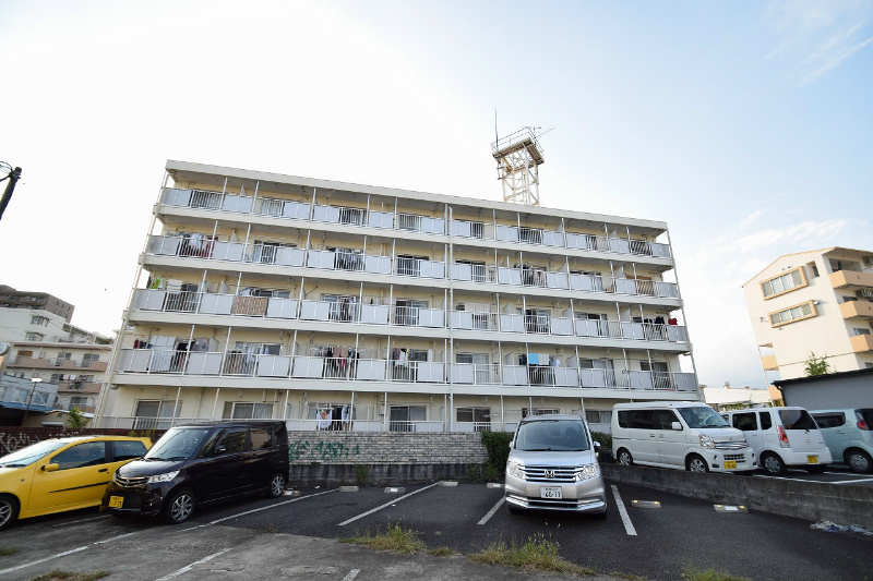 コーポ落合 駐車場