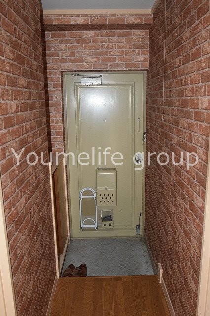 稲荷森マンション 玄関