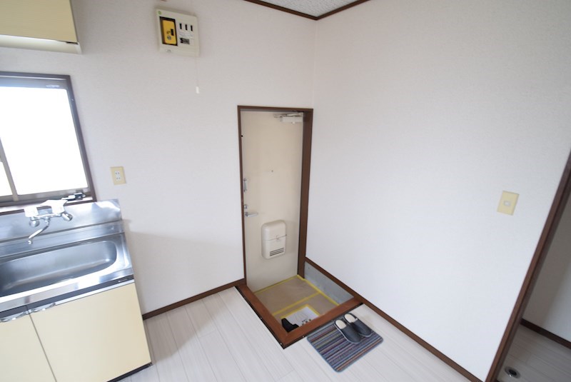 ルイシャトレ富士見Ａ 玄関