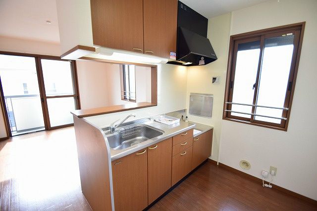 リヴェールKⅠ キッチン