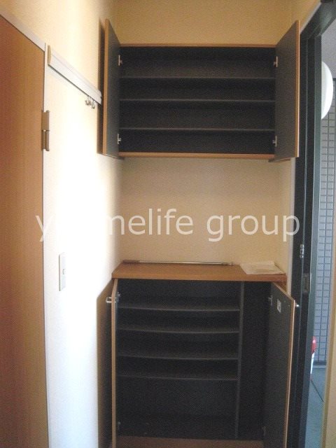 アリエスⅡ 玄関