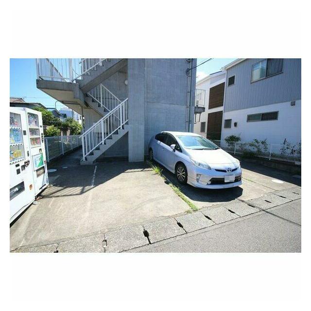 パレス西湘海岸Ａ棟 駐車場