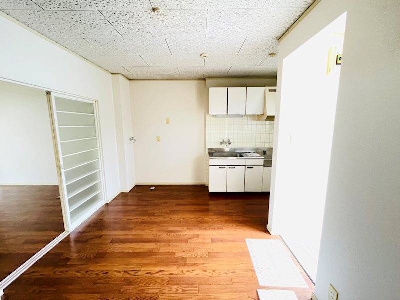 湘南唐ヶ原ハイム リビング