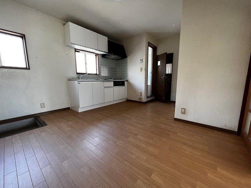 リビング ハイツ吉川 リビング