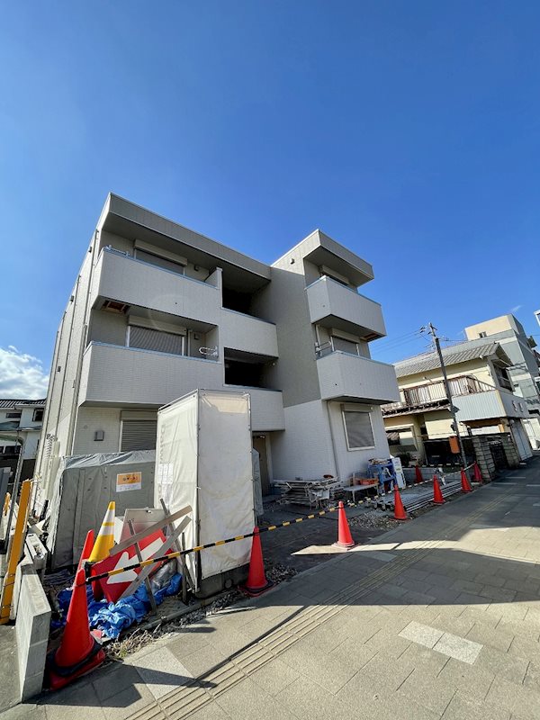 コンフォール夕陽ヶ丘 303号室 外観