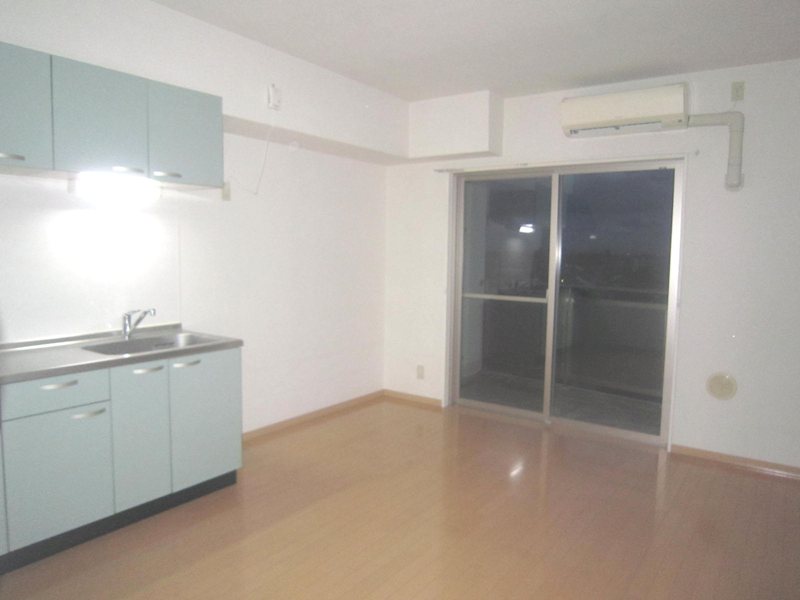 ショアーズ鵠沼フラット リビング