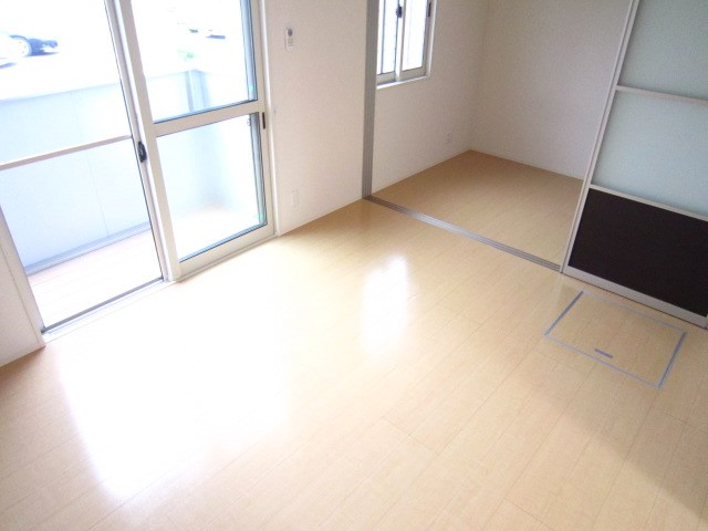 モナリエ稲荷森 リビング