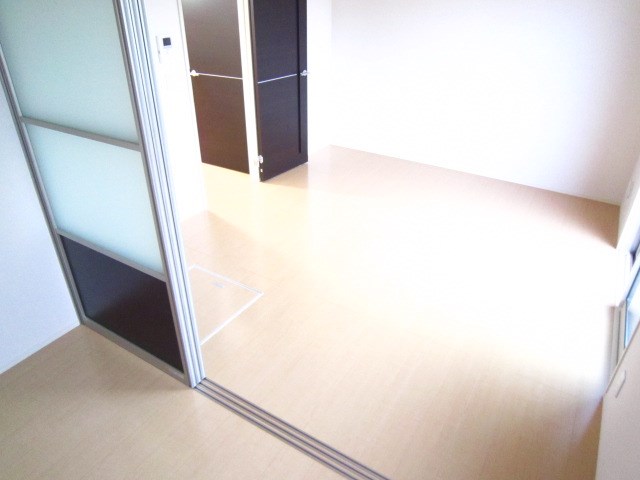 モナリエ稲荷森 ベッドルーム