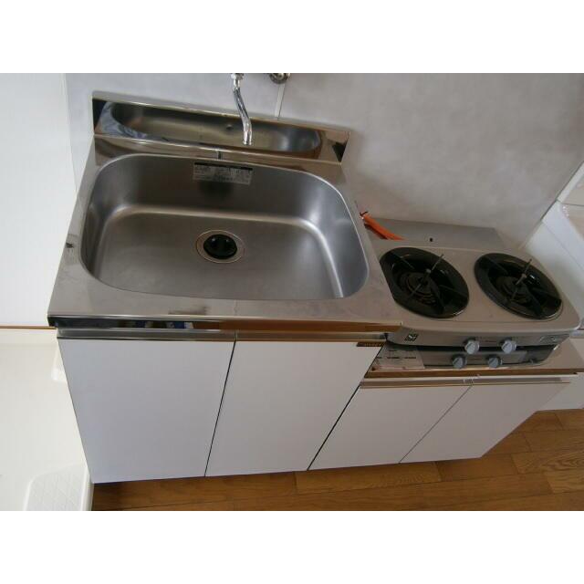 ＬＩＶＥ　ＣＯＵＲＴ　東海大学前 キッチン