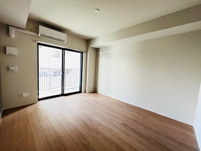 ファンディ平塚 リビング