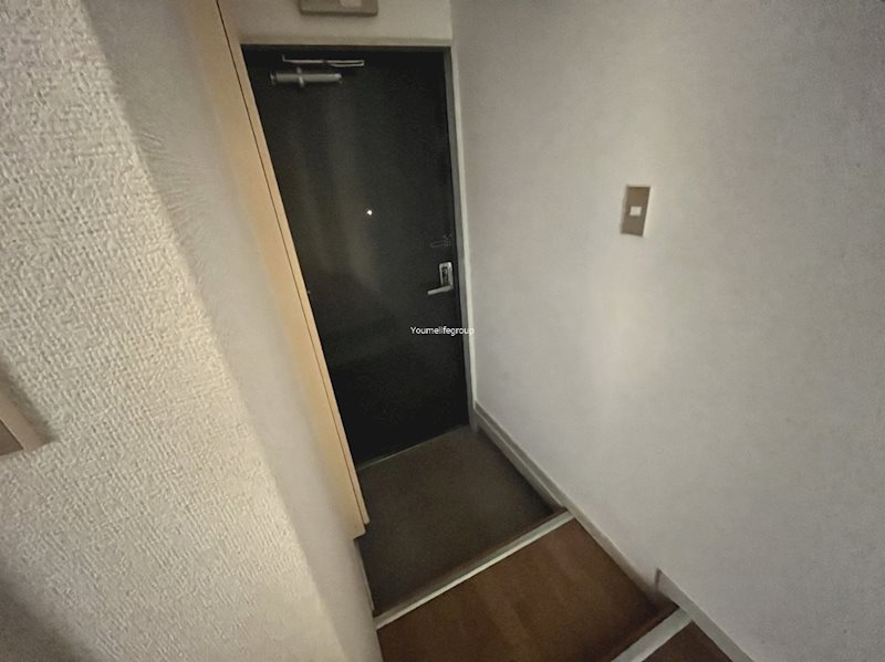 カーサ香川 玄関