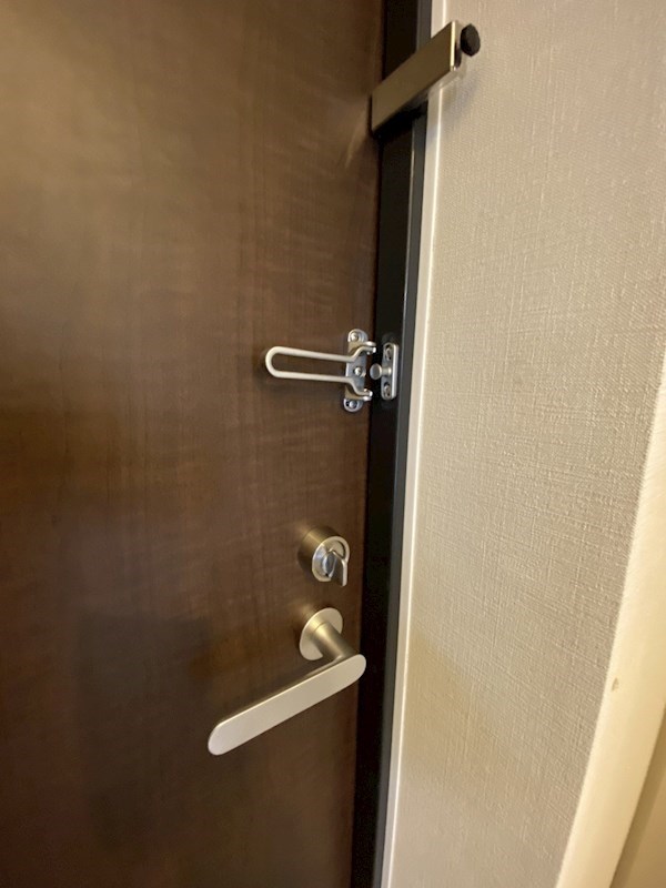 Ｓ－ＦＯＲＴ湘南平塚 玄関