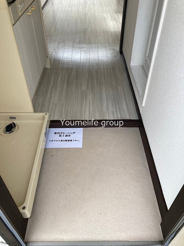 伊東ハイツ 玄関