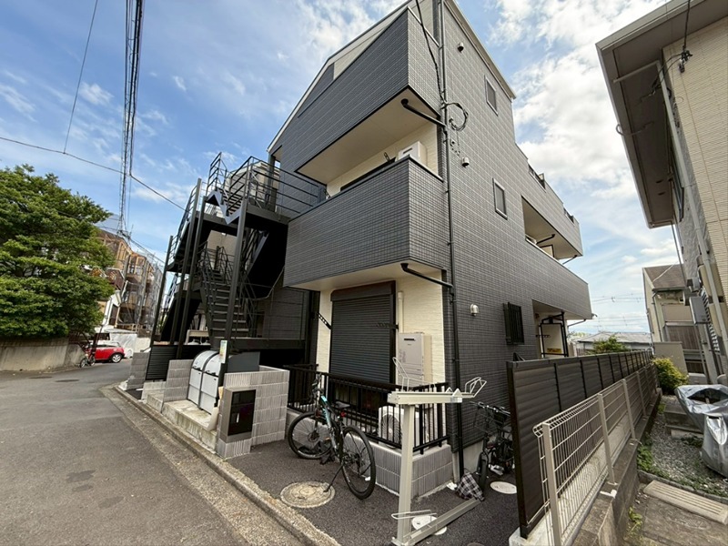 ロジュマン東海大学前 201号室 外観