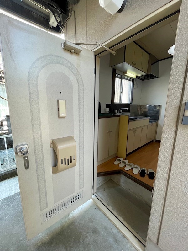 メゾンドソレイユ 玄関