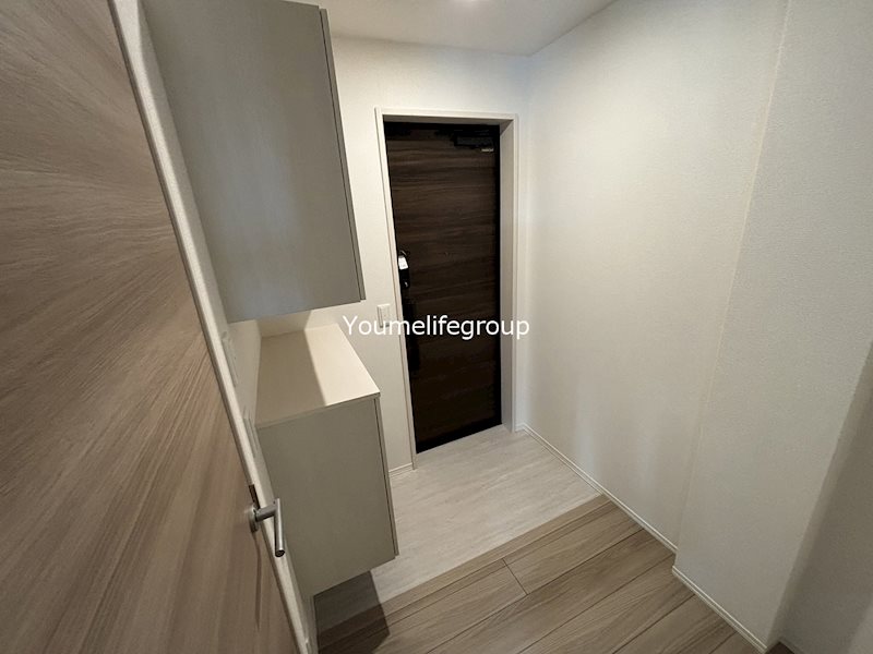 サンブルーム湘南 玄関