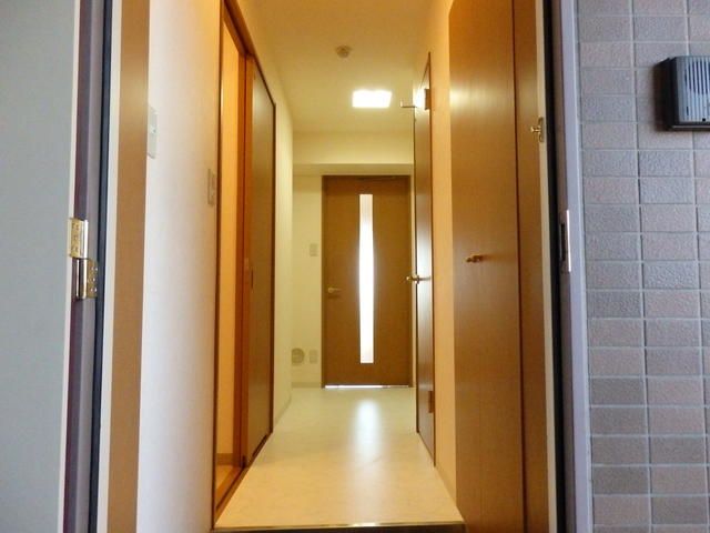 グランデ本厚木 玄関