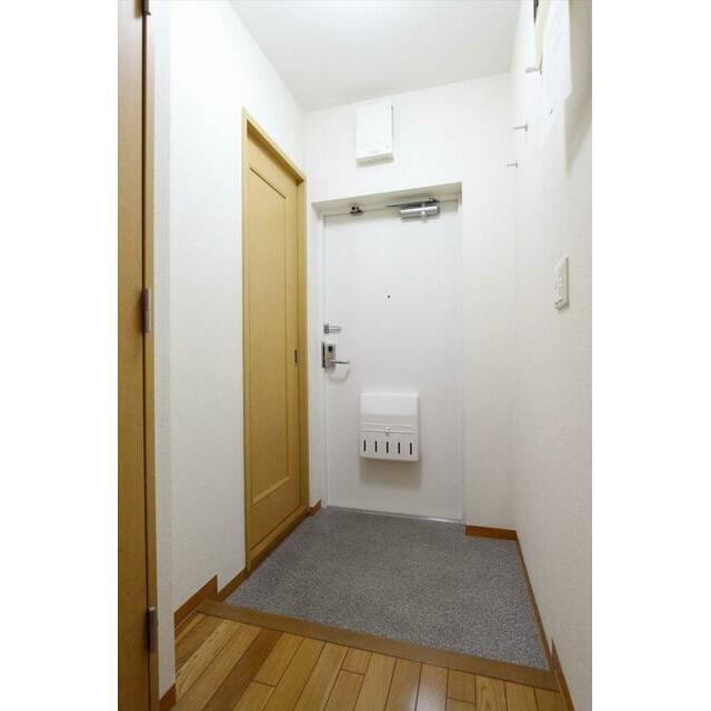 コーポレート東戸塚 玄関