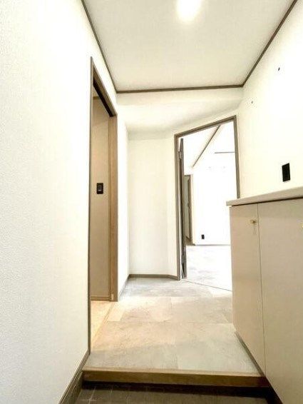 ＶＩＬＬＡＧＥ森の里Ｅ号棟 玄関