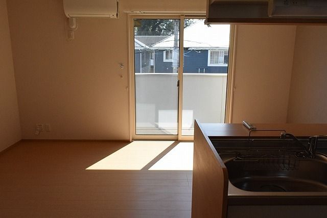 フローラ リビング