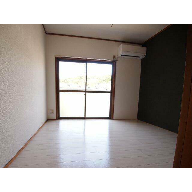 ベイルーム下倉田 リビング