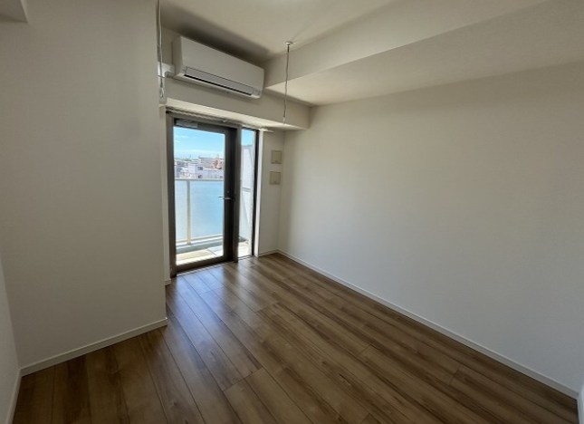 小田急伊勢原駅前マンション リビング