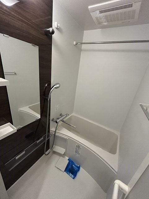 小田急伊勢原駅前マンション 風呂画像